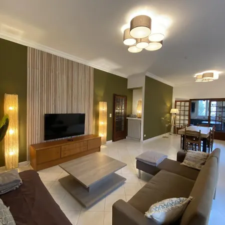 Maison Familiale A Fouras: 6 Pers, 95 M², Proche Et Centre, Jardin, Confort - Fr-1-709-43 Fouras