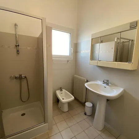 Maison Familiale A Fouras: 6 Pers, 95 M², Proche Et Centre, Jardin, Confort - Fr-1-709-43 * فورا