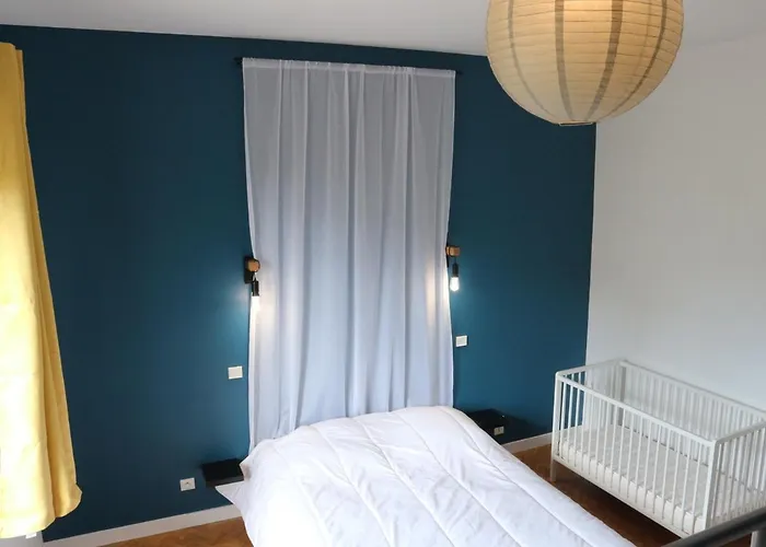 Maison Familiale A Fouras: 6 Pers, 95 M², Proche Et Centre, Jardin, Confort - Fr-1-709-43 *