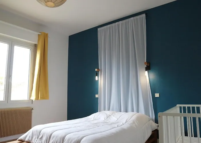 Maison Familiale A Fouras: 6 Pers, 95 M², Proche Et Centre, Jardin, Confort - Fr-1-709-43 Semesterbostad *